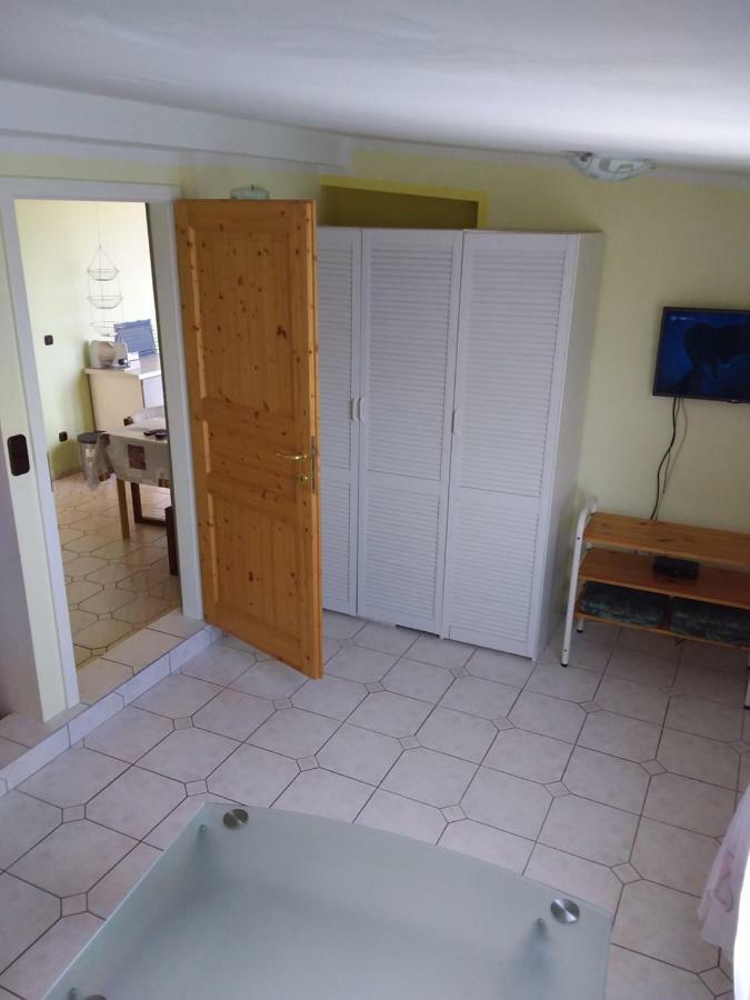 Apartma Eklis *